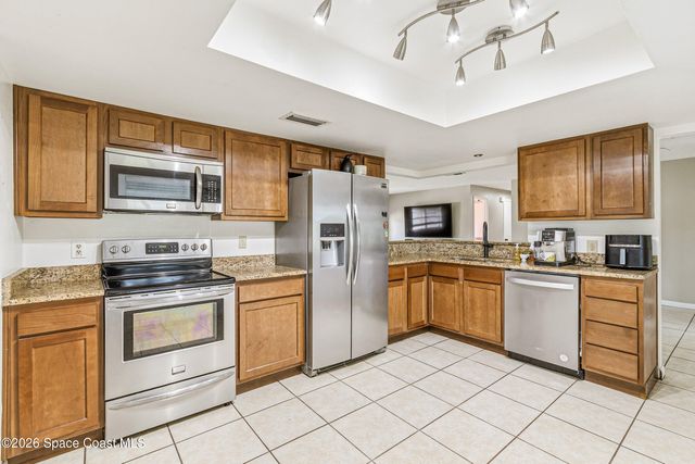 502 Australian Road NW, Palm Bay, FL 32907