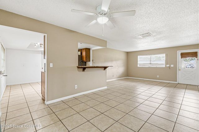 502 Australian Road NW, Palm Bay, FL 32907