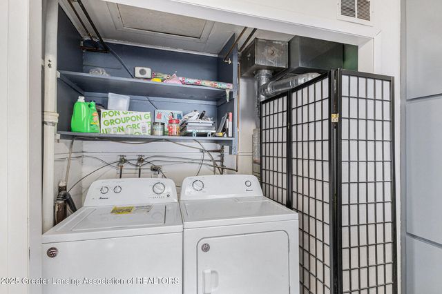 4592 Holt Road, Holt, MI 48842