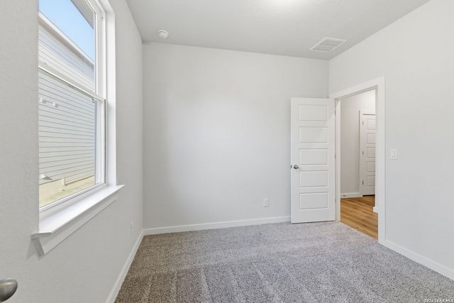 761 Whitman, New Braunfels, TX 78130