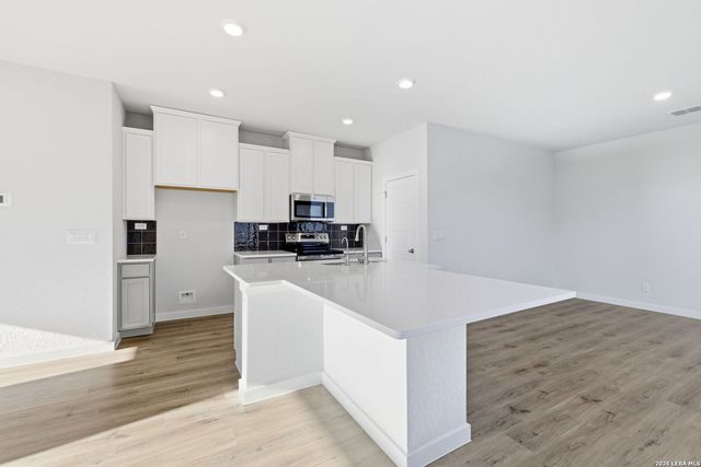 761 Whitman, New Braunfels, TX 78130