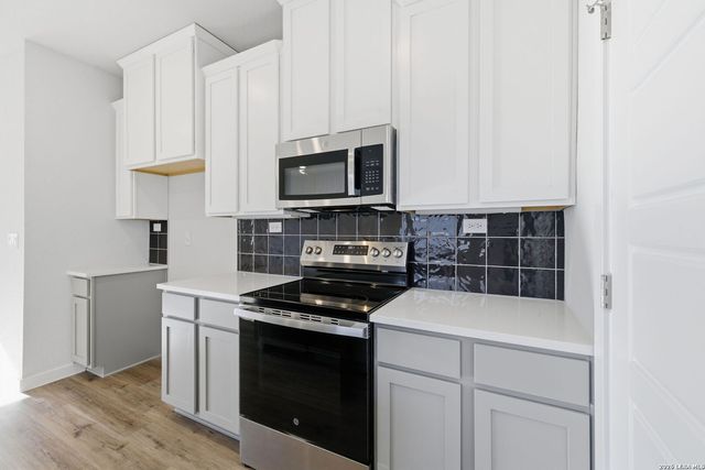 761 Whitman, New Braunfels, TX 78130