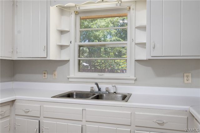 328 31ST Place E, Tuscaloosa, AL 35405