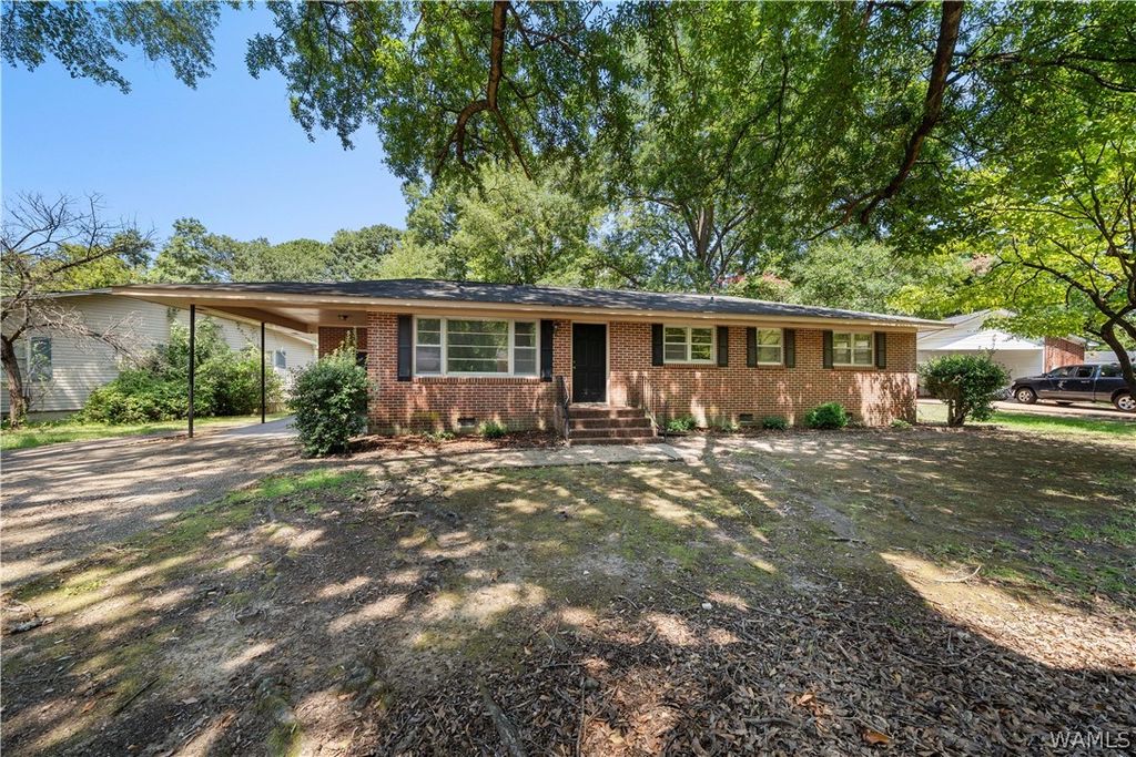 328 31ST Place E, Tuscaloosa, AL 35405