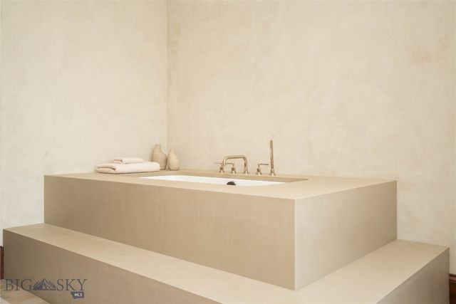 1221 Green Valley Way, Bozeman, MT 59715