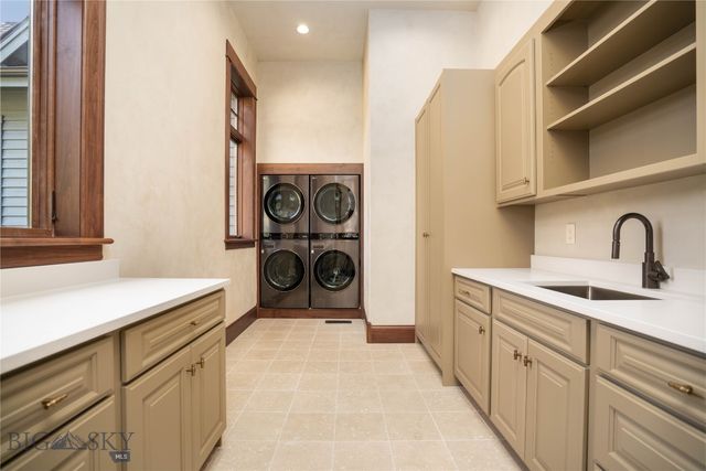 1221 Green Valley Way, Bozeman, MT 59715