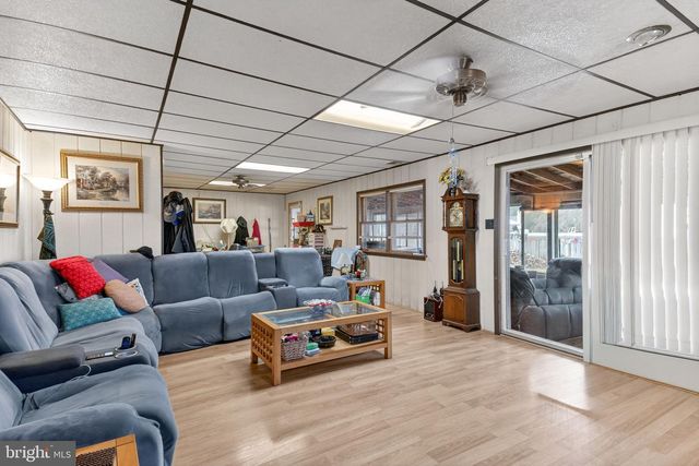 55 MORRIS RD, Quakertown, PA 18951