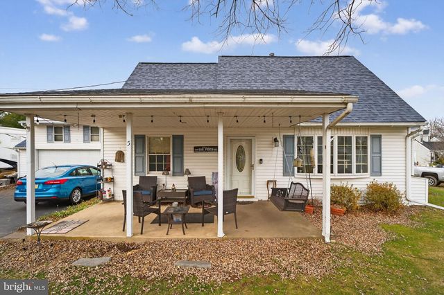 55 MORRIS RD, Quakertown, PA 18951