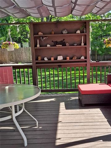 645 E Mockingbird Street, Gardner, KS 66030