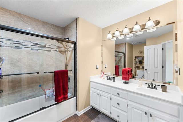 645 E Mockingbird Street, Gardner, KS 66030