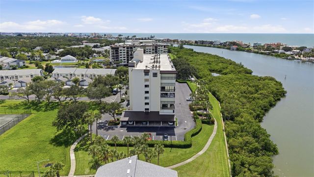 11730 SHIPWATCH DRIVE 207, Largo, FL 33774