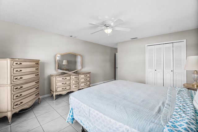 4640 Rosewood Tree Court B, Boynton Beach, FL 33436