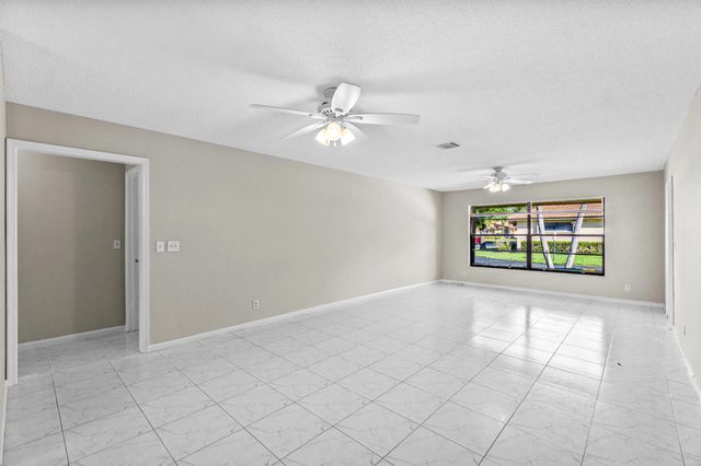 4640 Rosewood Tree Court B, Boynton Beach, FL 33436
