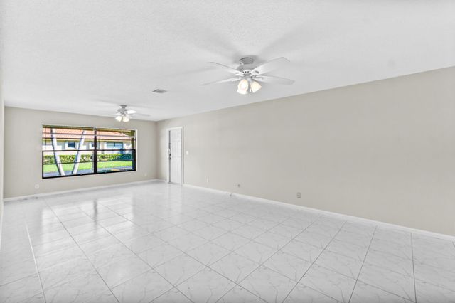 4640 Rosewood Tree Court B, Boynton Beach, FL 33436