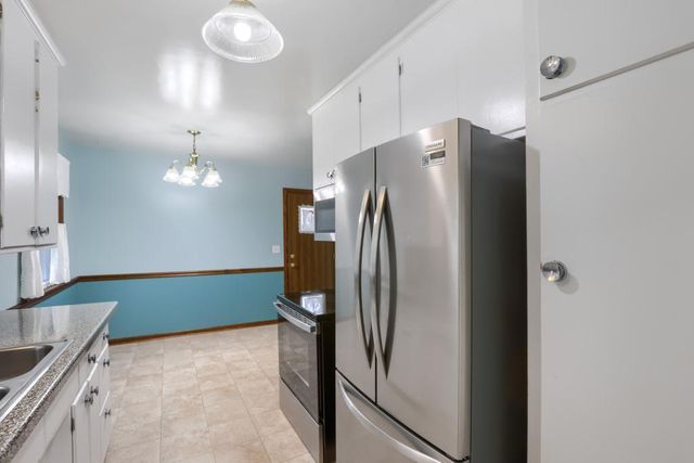 440 113th Avenue NW, Coon Rapids, MN 55448