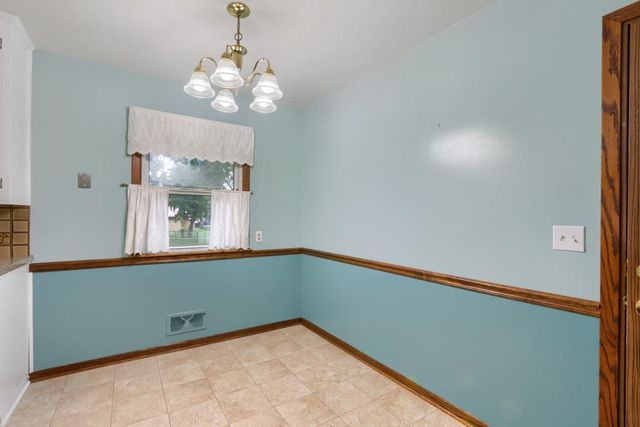 440 113th Avenue NW, Coon Rapids, MN 55448
