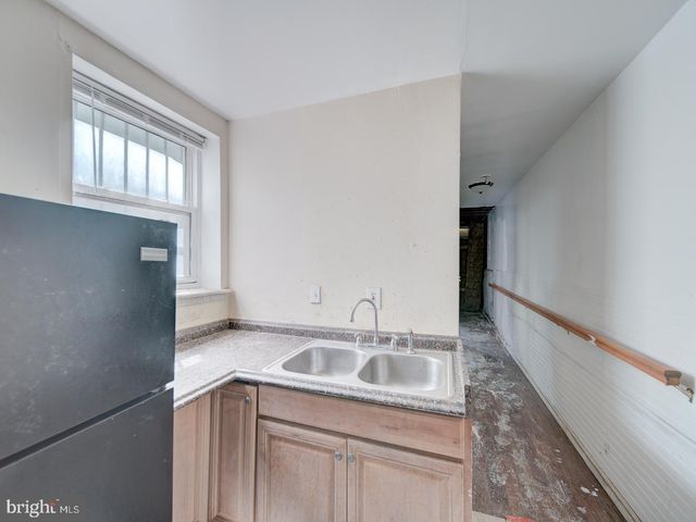 28 HANOVER PL NW, Washington, DC 20001