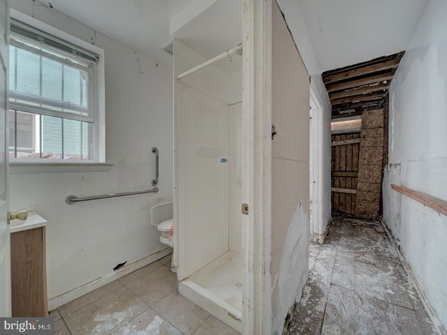 28 HANOVER PL NW, Washington, DC 20001