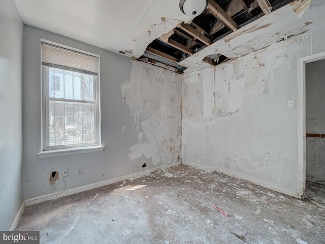 28 HANOVER PL NW, Washington, DC 20001