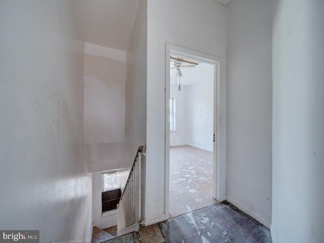 28 HANOVER PL NW, Washington, DC 20001