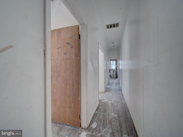 28 HANOVER PL NW, Washington, DC 20001