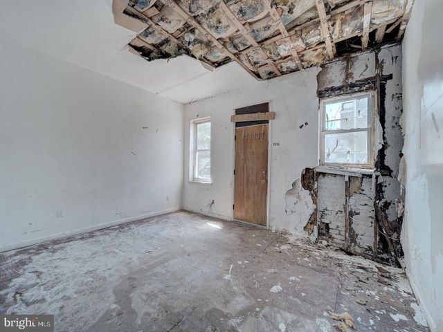 28 HANOVER PL NW, Washington, DC 20001
