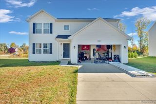 1031 Kemperwood Court, Howell, MI 48843