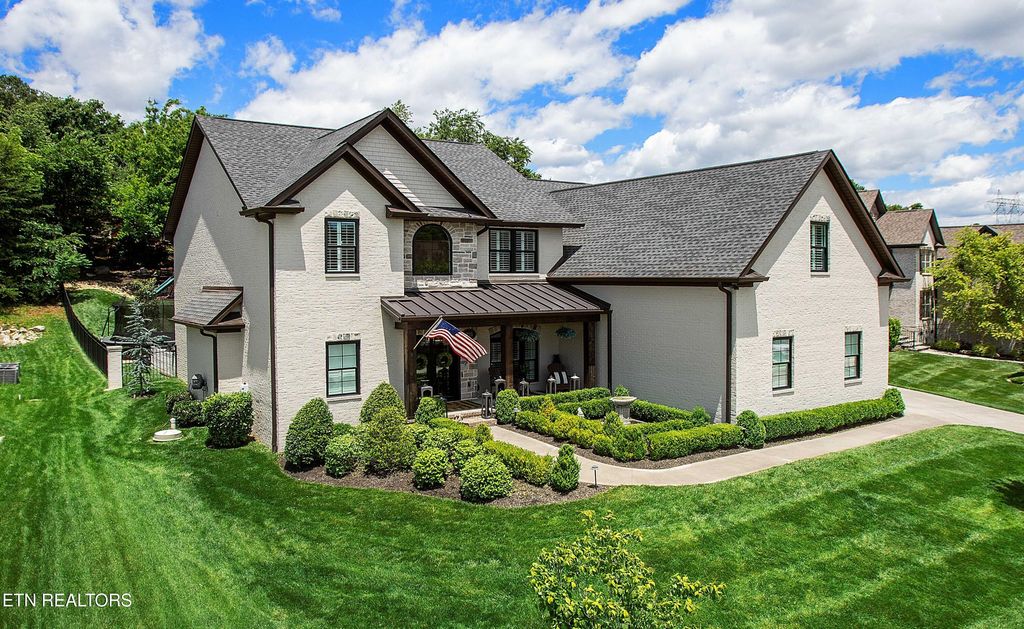 1725 Botsford Drive, Knoxville, TN 37922