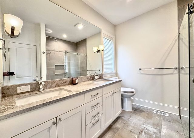 9 Hawkstone Way, Pittsford, NY 14534