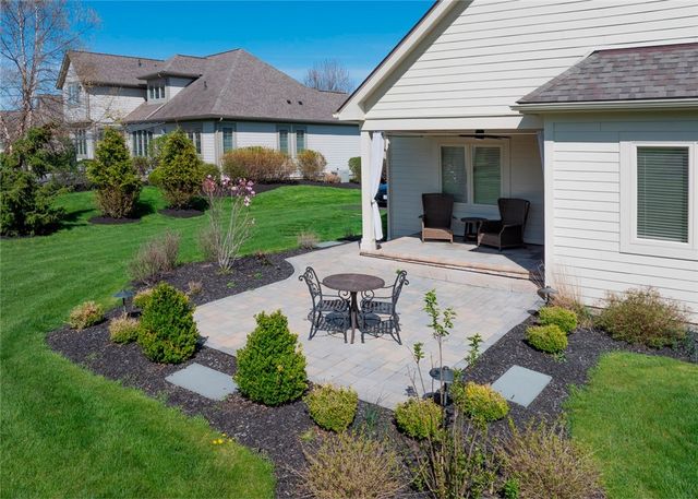 9 Hawkstone Way, Pittsford, NY 14534