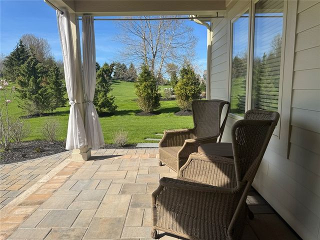 9 Hawkstone Way, Pittsford, NY 14534