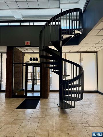 555 Gorge Road 3J, Cliffside Park, NJ 07010