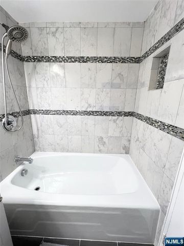 555 Gorge Road 3J, Cliffside Park, NJ 07010