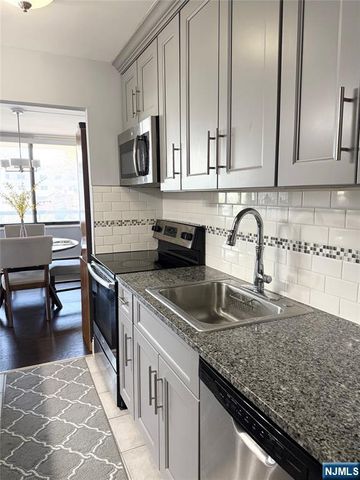 555 Gorge Road 3J, Cliffside Park, NJ 07010