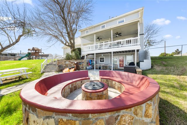 3101 Sunrise Court, Granbury, TX 76048