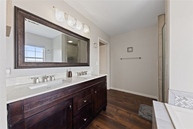 3101 Sunrise Court, Granbury, TX 76048