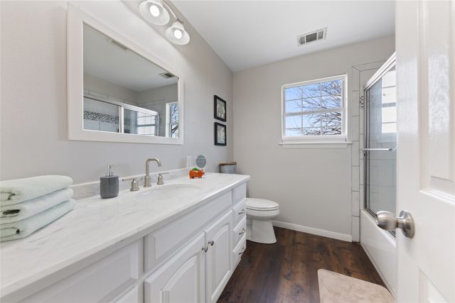 3101 Sunrise Court, Granbury, TX 76048