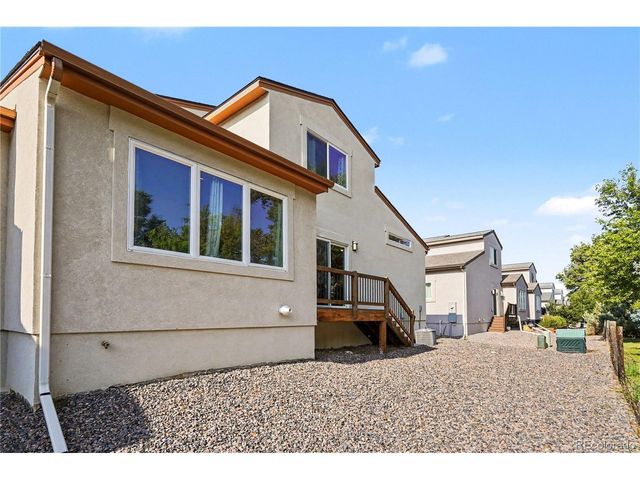 8672 W 49th Pl, Arvada, CO 80002