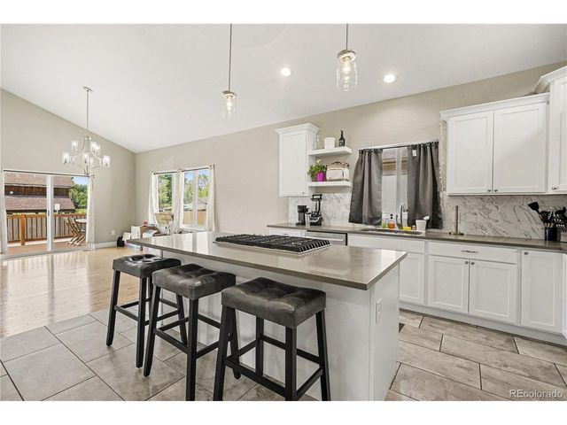 8672 W 49th Pl, Arvada, CO 80002