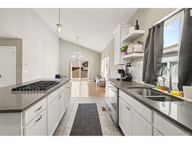 8672 W 49th Pl, Arvada, CO 80002