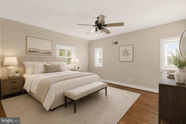 2712 S JUNE ST, Arlington, VA 22202