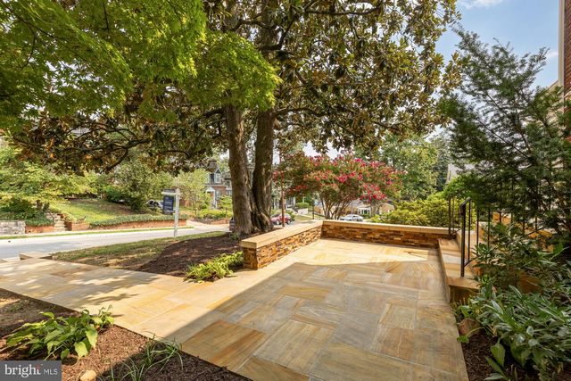 2712 S JUNE ST, Arlington, VA 22202