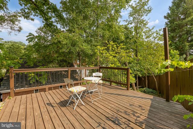 2712 S JUNE ST, Arlington, VA 22202