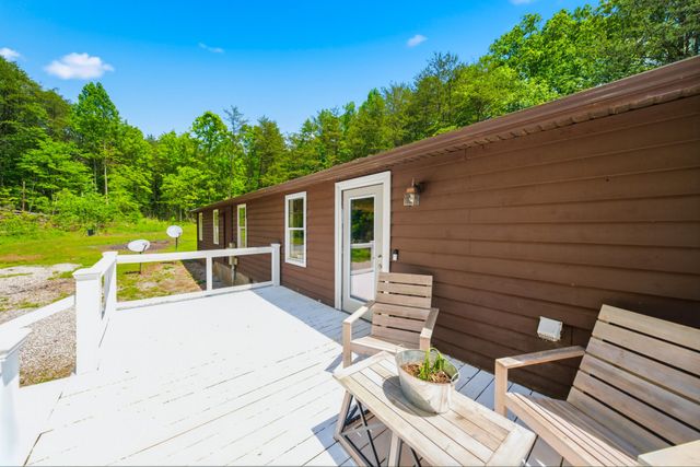 589 Griffith Branch Road, Madisonville, TN 37354