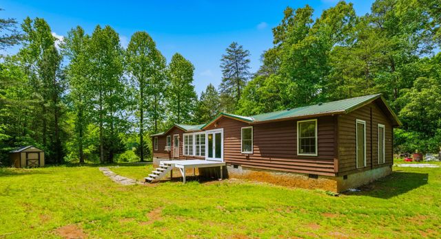 589 Griffith Branch Road, Madisonville, TN 37354