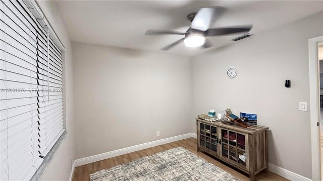 5421 NW 84th Ave, Lauderhill, FL 33351