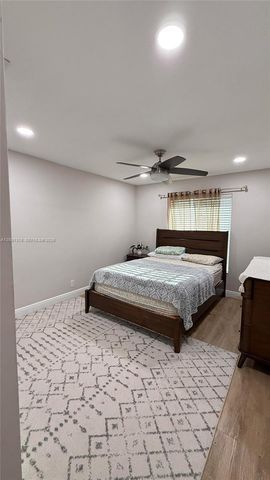 5421 NW 84th Ave, Lauderhill, FL 33351