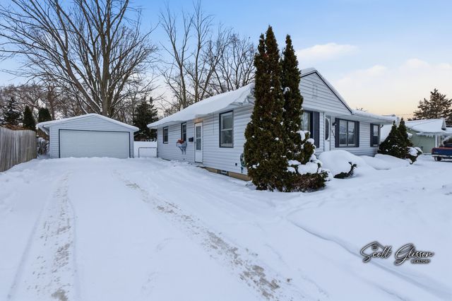 1930 36th Street SW, Wyoming, MI 49519