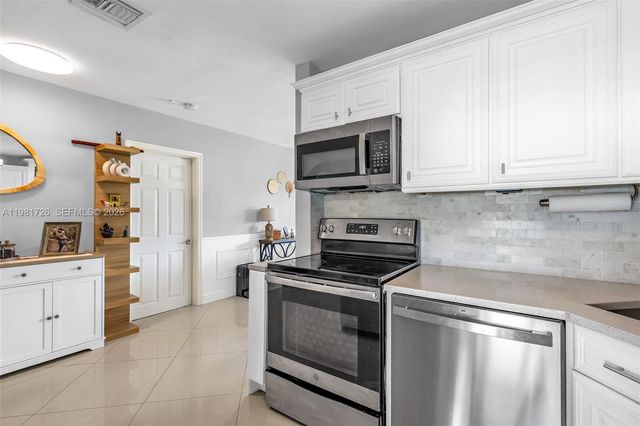 6140 NW 19th Ct, Margate, FL 33063