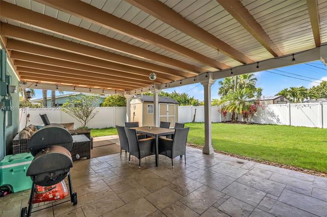 6140 NW 19th Ct, Margate, FL 33063